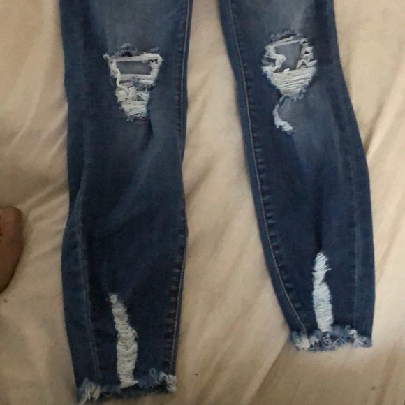 Refugee Ripped Jeans - Picture 2 of 2